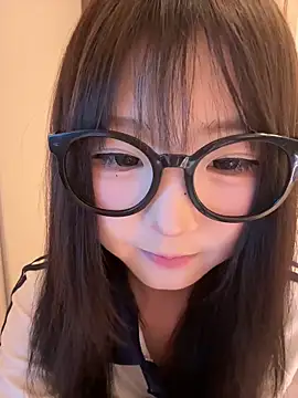 Snapshot of lelebaybay888 chatting on June 2026 03:21:02 PM lelebaybay888 online show from June 2026 03:21:02 PM