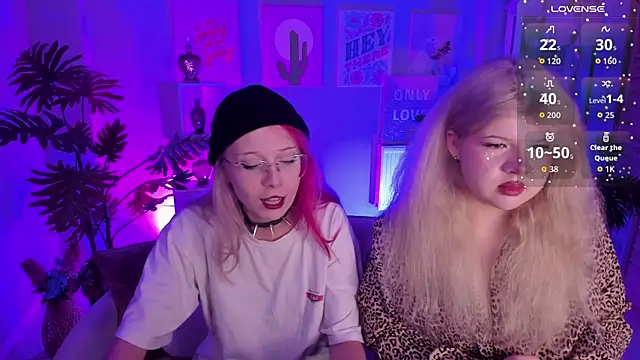 SakuraBliss online show from September 2025 05:49:01 PM