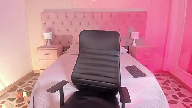 AdharaSweet1  online show from March 2026 07:25:02 AM