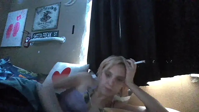 flavi1996 online show from December 2025 02:54:01 PM