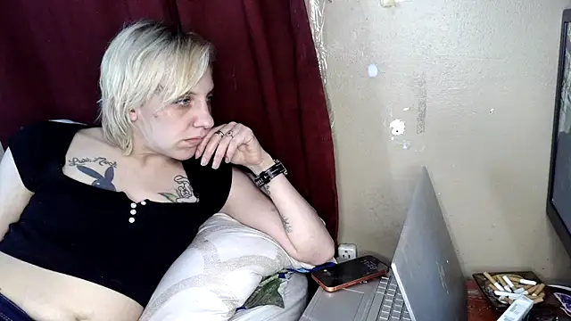 flavi1996 online show from January 2026 05:49:02 PM