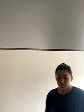 MacarenaRosse online show from October 2025 04:50:01 PM