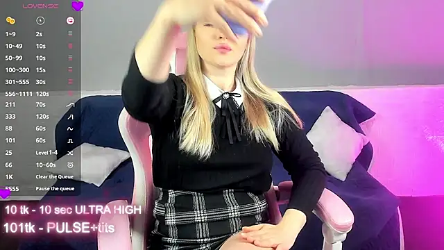 Snapshot of marmelana199 chatting on February 2025 05:26:02 AM marmelana199 online show from February 2025 05:26:02 AM