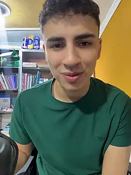 AdrianRinaldi online show from May 2026 02:01:02 PM