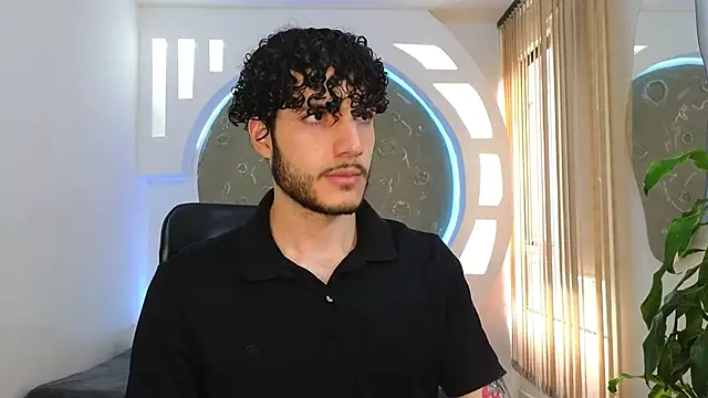 Snapshot of Rafael_Mendezz chatting on September 2025 08:53:01 PM Rafael Mendezz online show from September 2025 08:53:01 PM