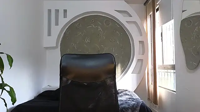 Snapshot of Rafael_Mendezz chatting on October 2025 08:40:02 PM Rafael Mendezz online show from October 2025 08:40:02 PM