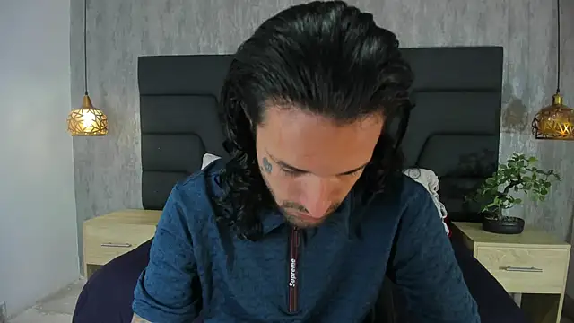 Hisoka 011 online show from October 2025 07:35:02 PM