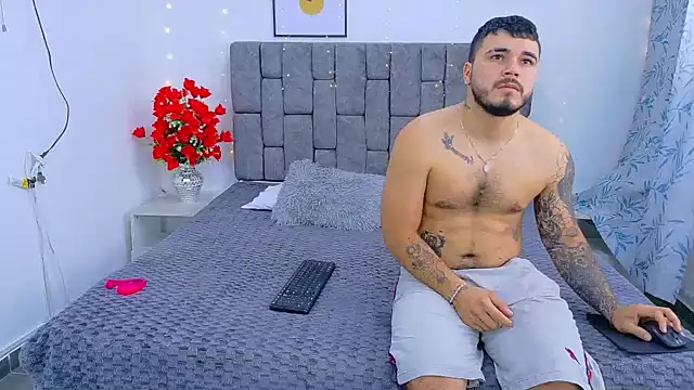 Soffia Konig  online show from February 2026 07:51:02 PM