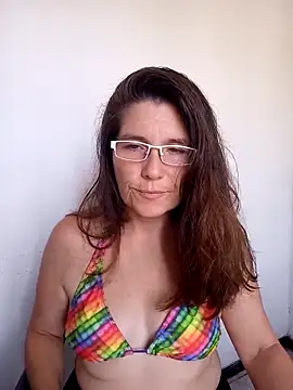 Merida2276 online show from November 2025 08:43:01 PM