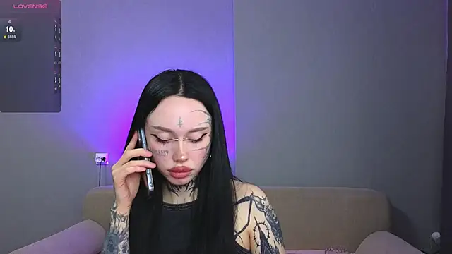 Somniyaa online show from April 2026 07:58:02 PM