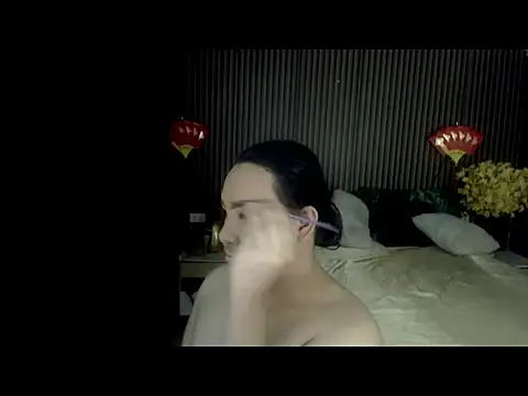 Hotcum ella online show from October 2025 11:24:02 PM