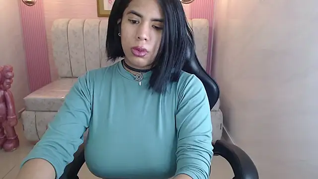 ambar fox s online show from October 2025 03:07:01 AM