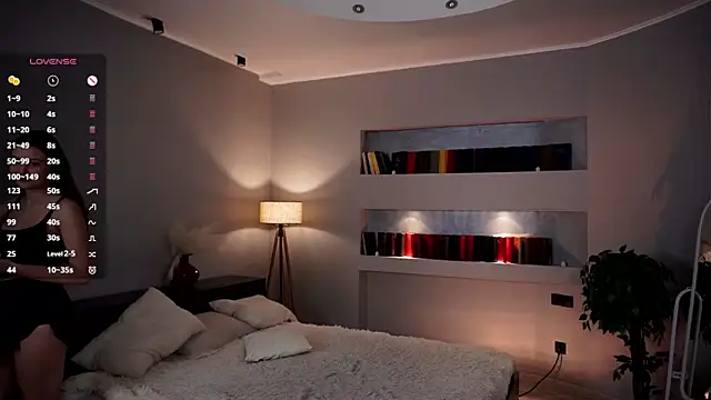 MercBoone online show from October 2025 03:44:02 PM