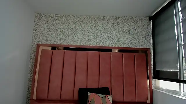 Snapshot of Hanna_Lee__ chatting on October 2025 07:33:01 PM Hanna Lee online show from October 2025 07:33:01 PM