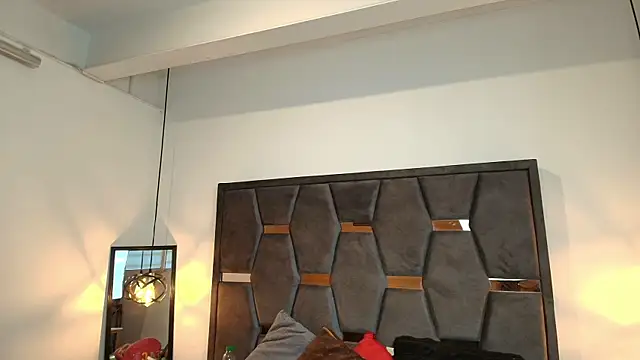 Hanna Lee   online show from March 2026 02:34:01 PM