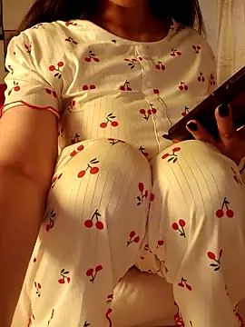 OnlyRima online show from October 2025 11:44:01 AM