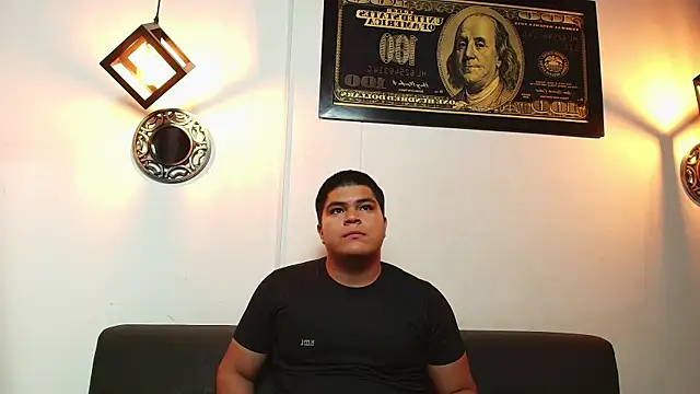 naomi campbel  online show from January 2026 08:23:01 PM