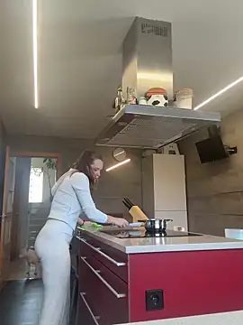 Wildmaca online show from November 2025 10:58:01 AM