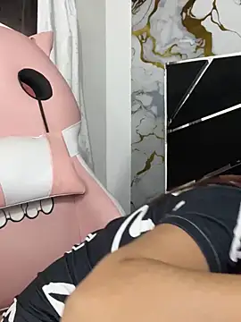 Harley J  online show from September 2025 12:40:02 PM