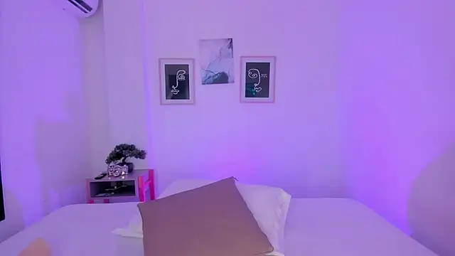 Anastasia lauren online show from March 2026 07:40:01 PM