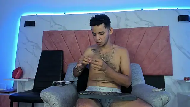 HellAndDante  online show from December 2025 02:38:01 AM