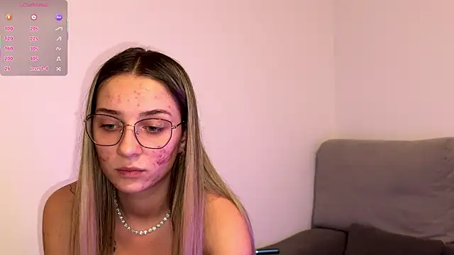 ScarlettSmithX online show from November 2025 05:35:02 PM