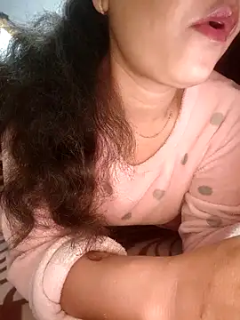 Snapshot of CUTE-PX chatting on February 2026 05:02:01 AM CUTE-PX online show from February 2026 05:02:01 AM