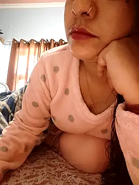 Snapshot of CUTE-PX chatting on February 2026 05:25:01 AM CUTE-PX online show from February 2026 05:25:01 AM