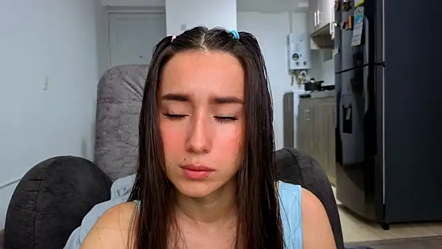 Snapshot of Adhara_Kitten chatting on May 2026 01:39:02 PM Adhara Kitten online show from May 2026 01:39:02 PM