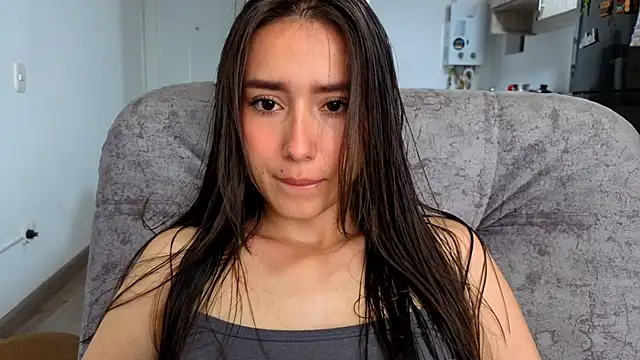 Snapshot of Adhara_Kitten chatting on May 2026 01:50:02 PM Adhara Kitten online show from May 2026 01:50:02 PM