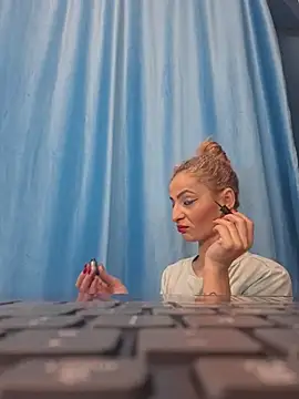 aellabeyonce online show from November 2025 10:29:01 AM