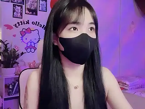 keelinnn19 online show from October 2025 06:14:02 PM