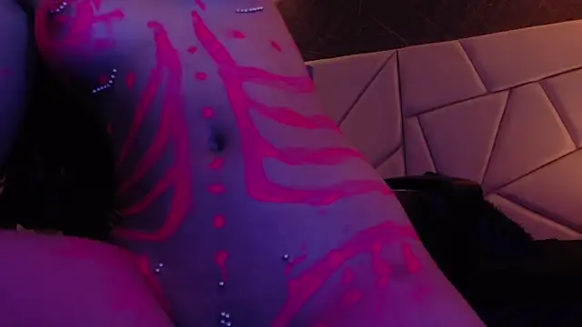 sophiaa 7 online show from October 2025 12:06:01 PM