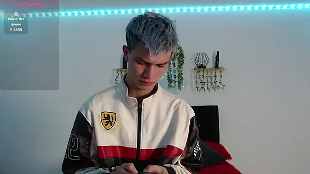 nicktorn online show from April 2026 01:27:02 PM