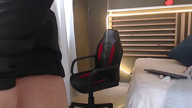 PaulEvens online show from November 2025 01:33:02 PM