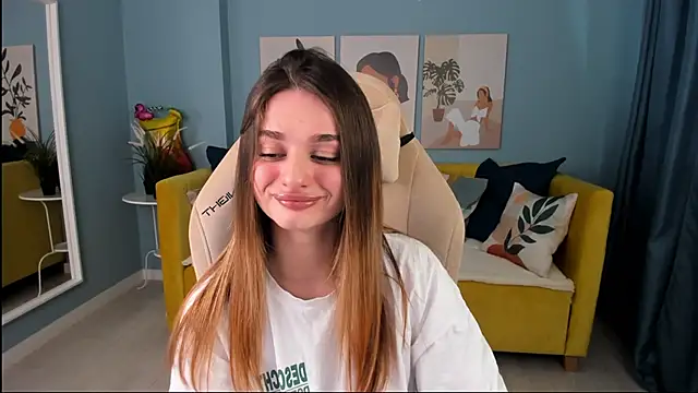 SweetyLicky online show from September 2025 02:39:02 PM