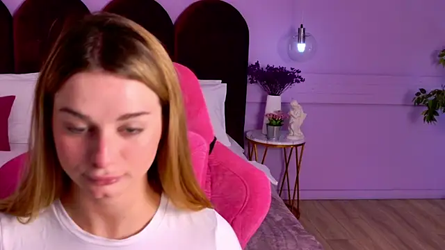 SweetyLicky online show from July 2026 04:12:02 PM