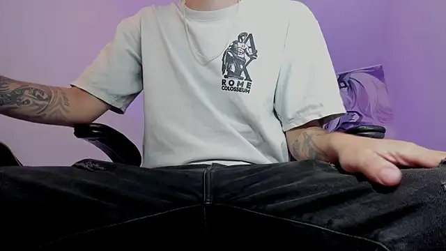 Fran Boy online show from November 2025 05:17:01 AM