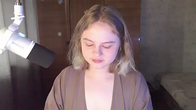 SlipperSherry online show from October 2025 09:49:01 AM