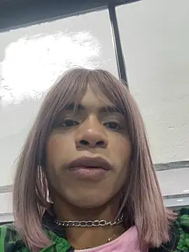 Katy bratz  online show from October 2025 07:15:02 PM