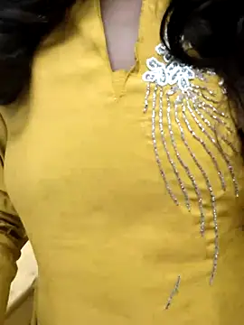 Kayna Rawat online show from November 2025 10:48:02 AM