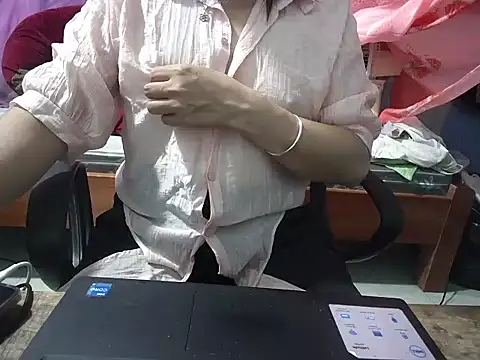 Xue weng online show from March 2026 01:44:02 PM