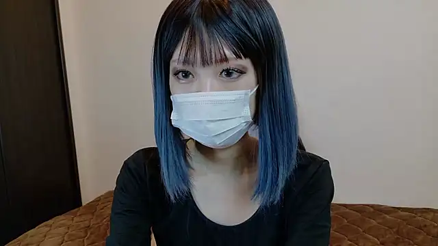 sarina at online show from December 2025 04:18:02 AM