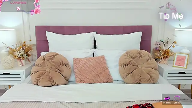 ToriSonn online show from October 2025 05:19:02 AM