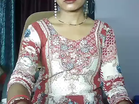 ROSE GOLDE online show from July 2026 04:15:02 AM