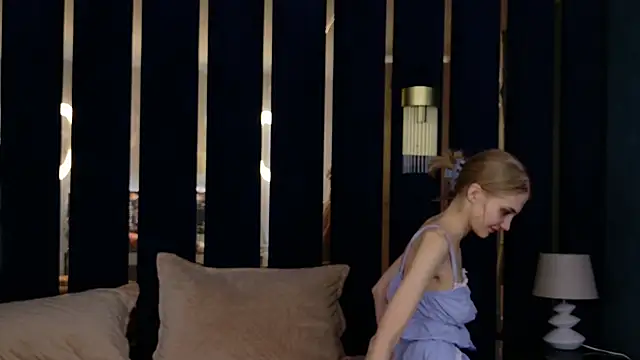 4example Chloe online show from March 2026 05:57:01 AM