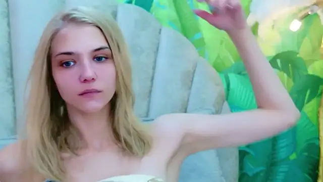 4example Chloe online show from June 2026 05:45:01 AM