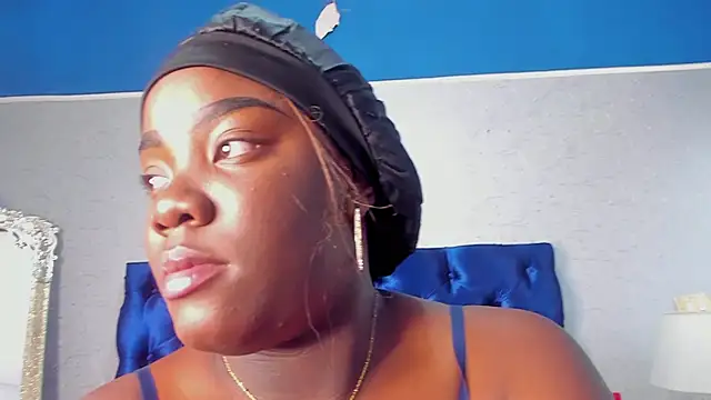 TANISHA HILL online show from October 2025 07:44:01 PM