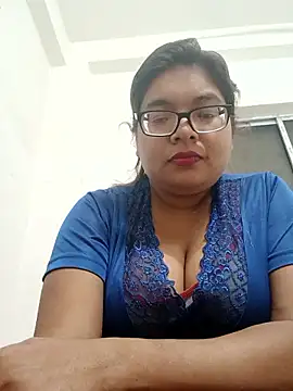 Elie couple143 online show from December 2025 06:26:02 PM