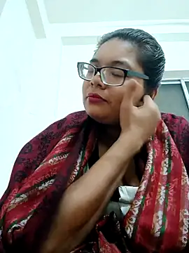 Elie couple143 online show from December 2025 06:27:01 PM